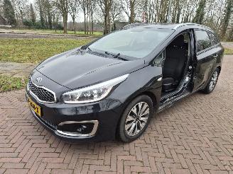 Kia Cee d  picture 2