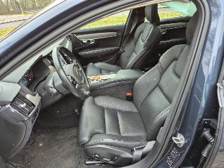 Volvo V-90 2.0 B4 Inscription picture 13