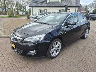  Opel Astra 1.4 Turbo Sport 2011/5