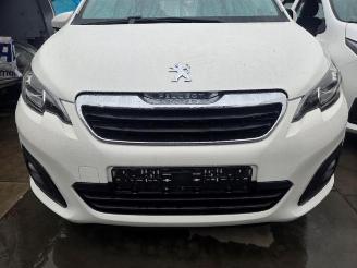 Salvage car Peugeot 108 108, Hatchback, 2014 1.0 12V 2015/4