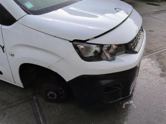 Uttjänta bilar auto Peugeot Partner Partner (EA//EF/EN/EU), Van, 2018 1.5 BlueHDi 100 2020/6