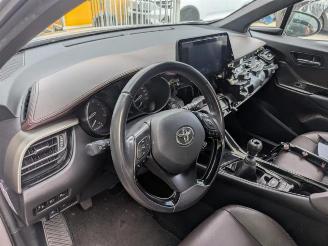 Toyota C-HR C-HR (X1,X5), SUV, 2016 1.2 16V Turbo picture 5