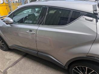 Toyota C-HR C-HR (X1,X5), SUV, 2016 1.2 16V Turbo picture 3