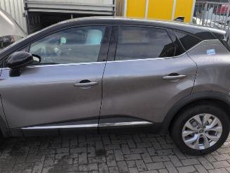 Dezmembrări autoturisme Renault Captur Captur II (RJB), SUV, 2020 1.0 TCe 90 12V 2021/5