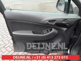 Chevrolet Orlando Orlando, -, 2010 / 2015 1.8 16V VVT picture 12
