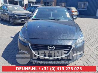 Mazda 3 3 (BM/BN), Hatchback, 2013 / 2019 1.5 SkyActiv-D 105 16V picture 2