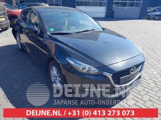Vrakbiler auto Mazda 3 3 (BM/BN), Hatchback, 2013 / 2019 1.5 SkyActiv-D 105 16V 2018