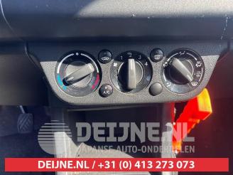 Suzuki Swift Swift (ZA/ZC/ZD1/2/3/9), Hatchback, 2005 / 2011 1.3 VVT 16V picture 11