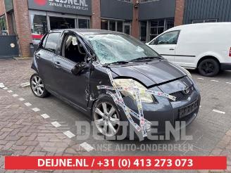 Auto da rottamare Toyota Yaris Yaris II (P9), Hatchback, 2005 / 2014 1.8 16V VVT-i TS 2007/4