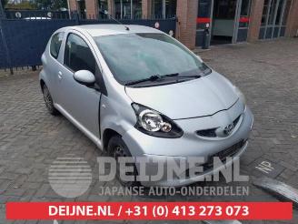 Vrakbiler auto Toyota Aygo Aygo (B10), Hatchback, 2005 / 2014 1.0 12V VVT-i 2006/1