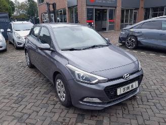 krockskadad bil auto Hyundai I-20  2016/7