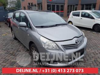 Démontage voiture Toyota Verso Verso, MPV, 2009 / 2018 1.8 16V VVT-i 2011/8