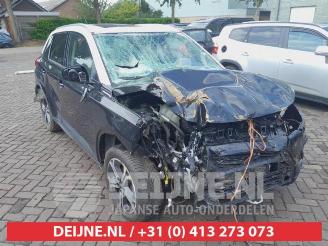 Coche siniestrado Suzuki Vitara Vitara (LY/MY), SUV, 2015 1.6 16V DDiS AllGrip 2017