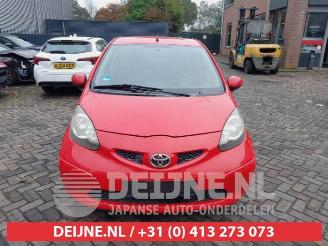 Toyota Aygo Aygo (B10), Hatchback, 2005 / 2014 1.0 12V VVT-i picture 2