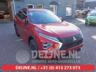 Vrakbiler auto Mitsubishi Eclipse Cross Eclipse Cross (GK/GL), SUV, 2017 2.4 16V PHEV 4x4 2023/6