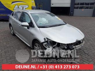 Salvage car Suzuki Swace Swace, Combi 5-drs, 2020 1.8 16V Hybrid 2022/3