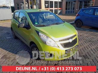 Auto da rottamare Chevrolet Spark Spark (M300), Hatchback, 2010 1.0 16V Bifuel 2011/12