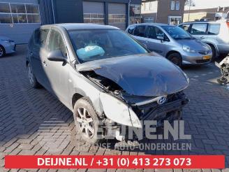Salvage car Hyundai I-30 i30 (FD), Hatchback, 2007 / 2011 1.6 CVVT 16V 2007/11