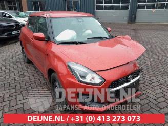 Auto da rottamare Suzuki Swift Swift (ZC/ZD), Hatchback 5-drs, 2017 1.2 Dual Jet 16V Smart Hybrid 2020