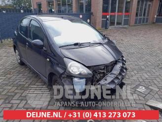 disassembly passenger cars Toyota Aygo Aygo (B10), Hatchback, 2005 / 2014 1.0 12V VVT-i 2010/5
