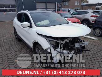 Auto da rottamare Nissan Qashqai Qashqai (J11), SUV, 2013 1.2 DIG-T 16V 2015/4