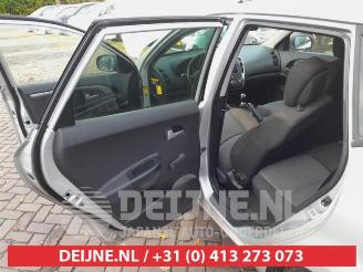 Kia Cee d Cee'd Sporty Wagon (EDF), Combi, 2007 / 2012 1.4 16V picture 13