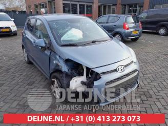 Coche siniestrado Hyundai I-10 i10 (B5), Hatchback, 2013 / 2019 1.0 12V 2016/9