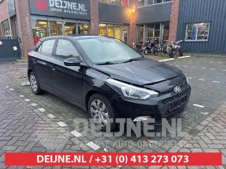 Auto da rottamare Hyundai I-20 i20 (GBB), Hatchback, 2014 / 2020 1.2i 16V 2015/8