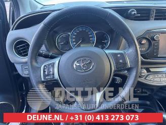 Toyota Yaris Yaris III (P13), Hatchback, 2010 / 2020 1.5 16V Hybrid picture 14