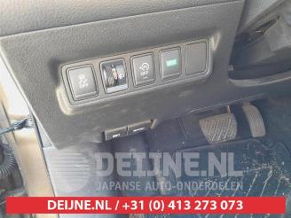 Nissan Pulsar Pulsar (C13), Hatchback, 2013 1.2 DIG-T 16V picture 20