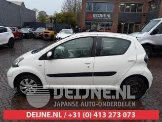 Toyota Aygo Aygo (B10), Hatchback, 2005 / 2014 1.0 12V VVT-i picture 4