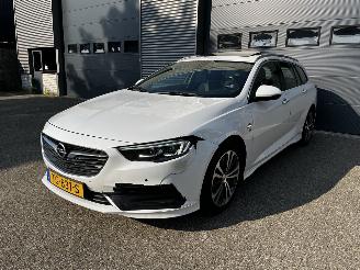 Voiture accidenté Opel Insignia Sports Tourer 1.5 TURBO PANODAK  / CLIMA / NAVI / CRUISE 2018/7