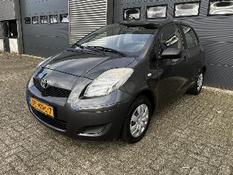 krockskadad bil auto Toyota Yaris 1.0 VVTi AIRCO 5 DEURS 2010/10