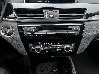 BMW X2 SDrive 18i AUTOMAAT / NAVI / CRUISE / PDC picture 16