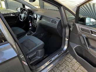 Volkswagen Golf Sportsvan 1.0 TSI AUTOMAAT / NAVI / CRUISE / CLIMA / CAMERA picture 10