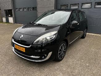 Damaged car Renault Grand-scenic 1.4 Tce BOSE / 7 PERS / GAS-G3 / NAVI / CRUISE 2012/7