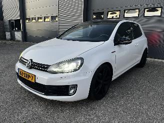  Volkswagen Golf 1.4i GTI LOOK  VERSNELLINGSBAK DEFECT 2009/6