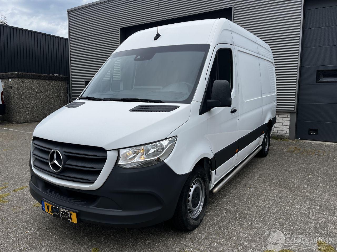 Mercedes Sprinter 317 CDI AUTOMAAT / NAVI / CAMERA / CRUISE