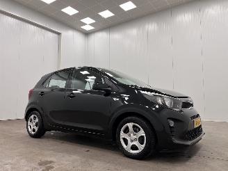 Voiture accidenté Kia Picanto 1.0 CVVT ComfortLine 5-drs Airco 2017/4