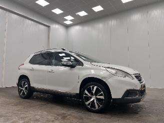 Voiture accidenté Peugeot 2008 1.2 PureTech Allure Panoramadak Navi Clima 2015/6