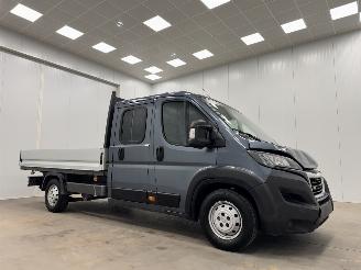 krockskadad bil bedrijf Peugeot Boxer 35 2.2 HDI DC Pick-Up Navi Airco 2020/10