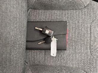 Citroën C3 1.2 PureTech Collection Navi Clima picture 13