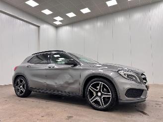 Schadeauto Mercedes GLA 250 Prestige AMG-Line Autom. Navi Clima 2014/12