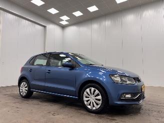 krockskadad bil auto Volkswagen Polo 1.2 TSI Comfort Navi Airco 2016/1