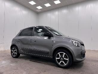 Damaged car Renault Twingo 1.0 SCe Limited Airco 2018/4
