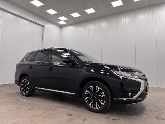  Mitsubishi Outlander 2.0 PHEV 4WD Instyle Navi Clima 2015/12