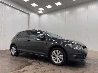 krockskadad bil auto Volkswagen Golf 1.2 TSI DSG Comfortline 5-drs Clima 2015/1