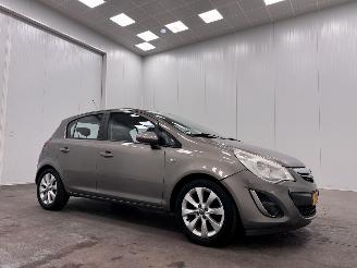 damaged passenger cars Opel Corsa 1.2 Autom. Edition 5-drs Airco 2012/5