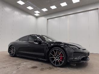 uszkodzony samochody osobowe Porsche Taycan 4S Panoramadak Facelift 2024/8