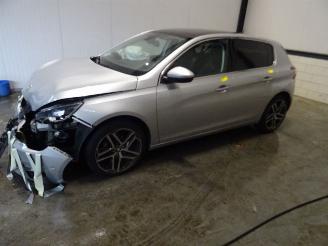 Sloopauto Peugeot 308 1.2 THP 2014/9